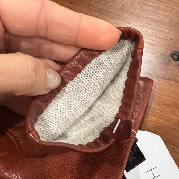 Gorgeous Harssidanzar Lamb Leather and Cashmere Gloves - in Cognac - size M NWT - Picture 6 of 8